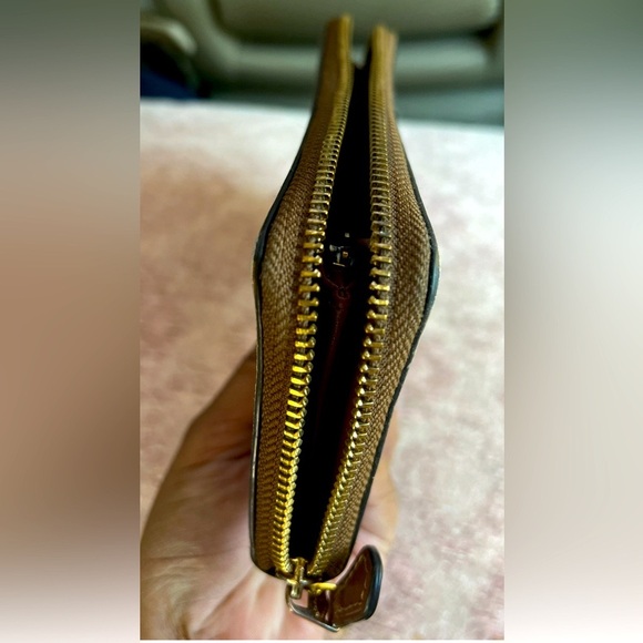 Coach Wallet With Lips Print - Picture 5 of 6